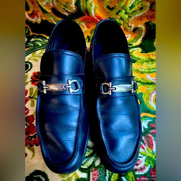 Salvatore Ferragamo | Shoes | Salvatore Ferragamo Logo  display picture 3